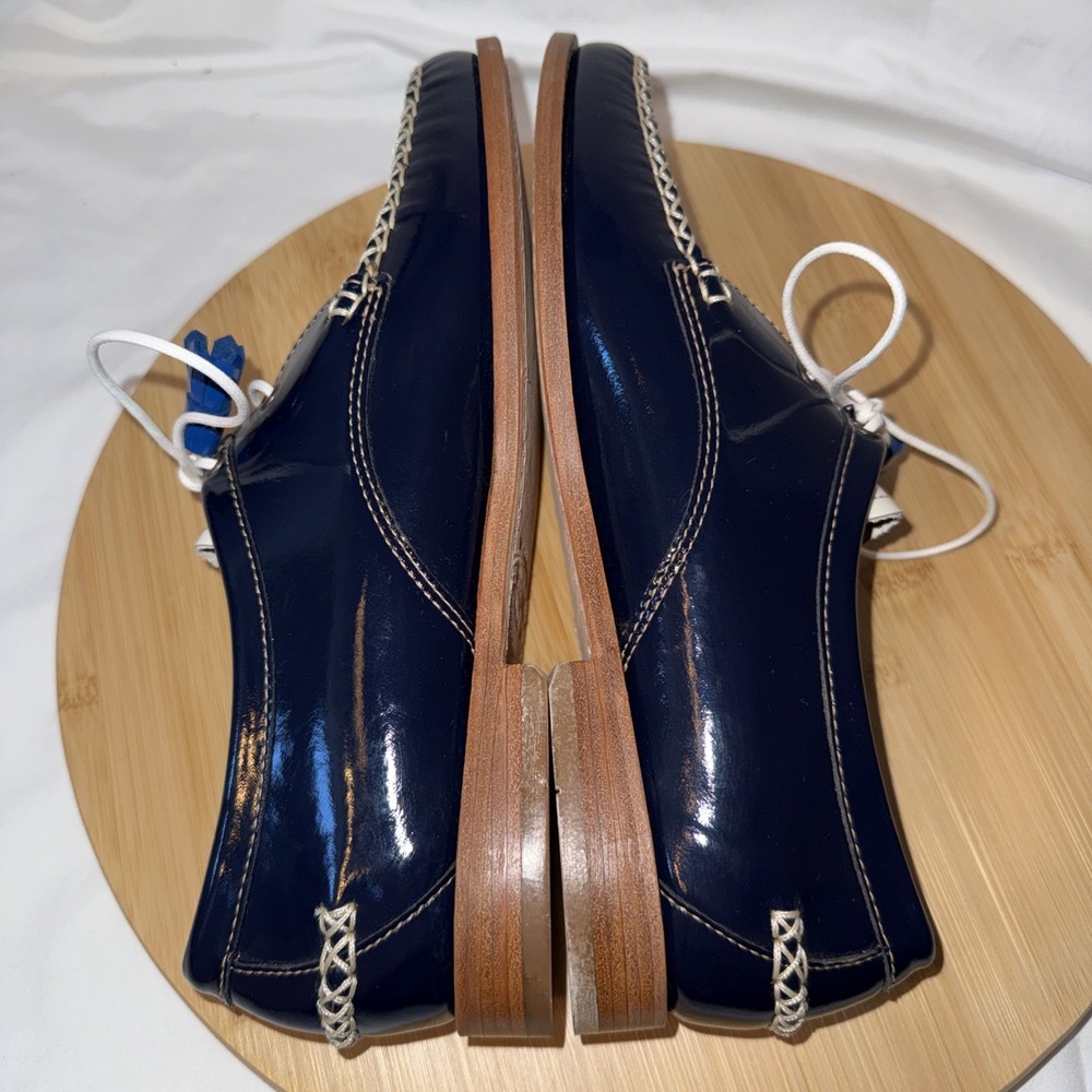 G.H. Bass & Co. Weejuns Women's Navy White Leather Boat Shoes Size 8 View 6